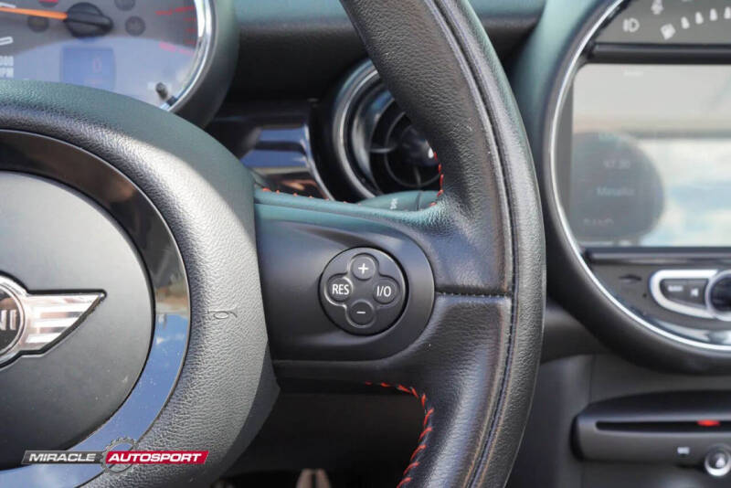 2011 MINI Cooper John Cooper Works
