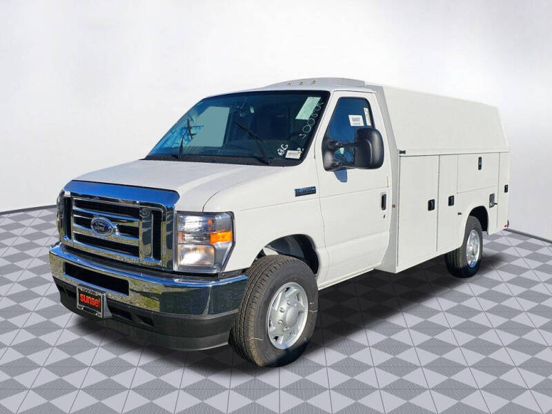 2025 Ford E-Series