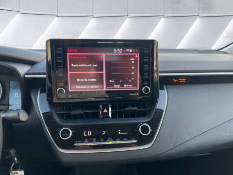 2022 Toyota Corolla LE
