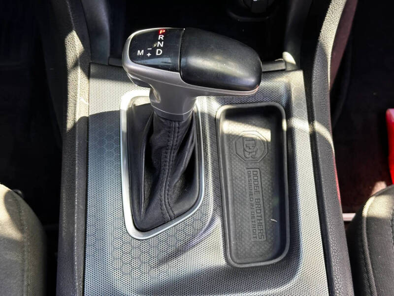 2015 Dodge Charger SXT