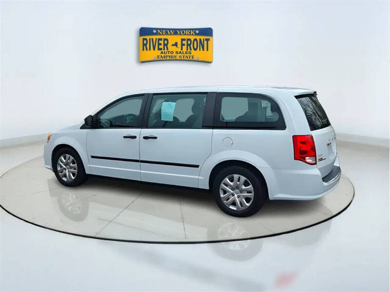 2016 Dodge Grand Caravan American Value Package