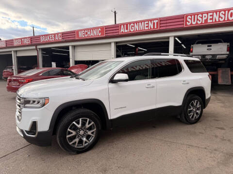 2023 GMC Acadia SLT