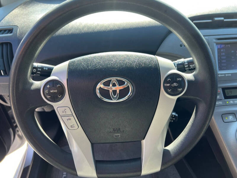 2014 Toyota Prius Three
