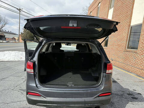 2016 Kia Sorento LX