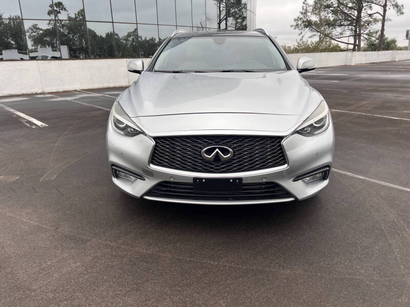 2018 Infiniti QX30 Premium
