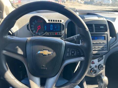 2014 Chevrolet Sonic LS Auto