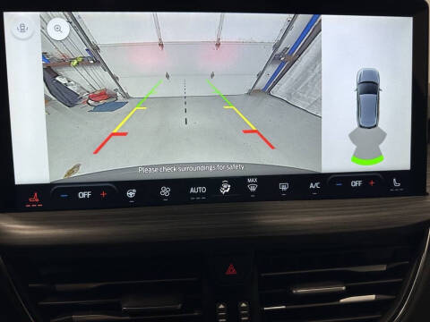 2025 Ford Escape Platinum