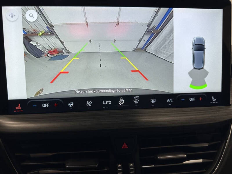 2025 Ford Escape Platinum