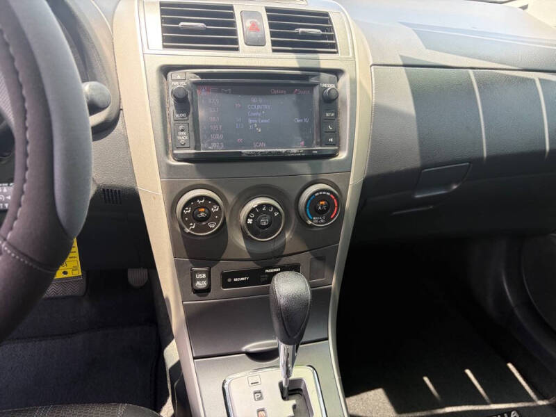 2013 Toyota Corolla L