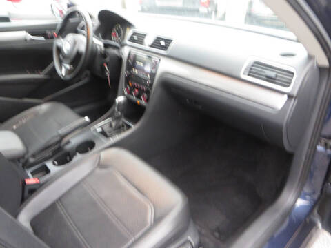 2015 Volkswagen Passat 1.8T Wolfsburg Edition