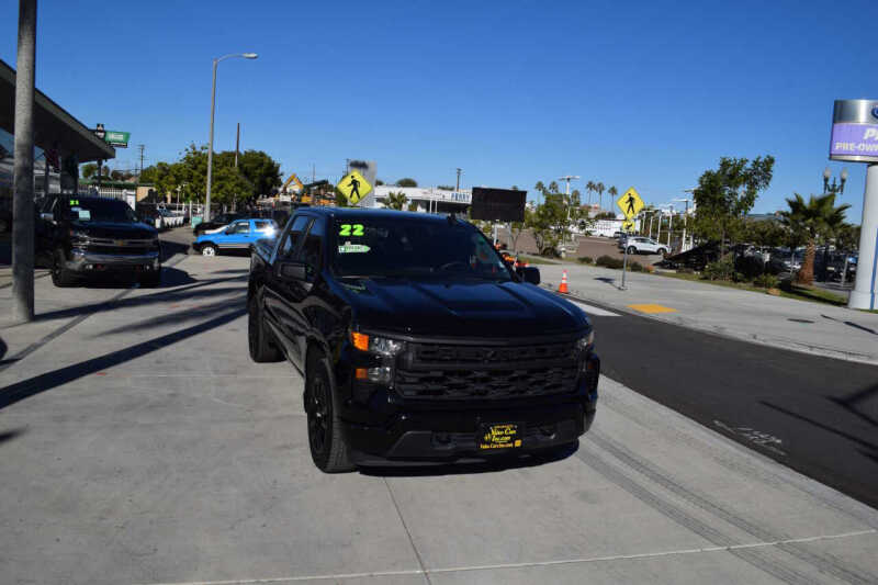 2022 Chevrolet Silverado 1500 Custom