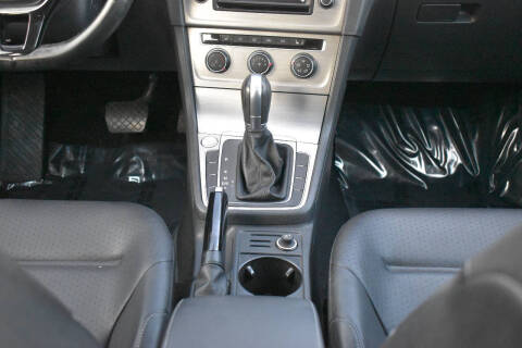 2017 Volkswagen Golf TSI SE