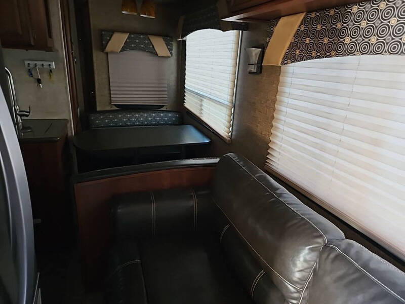 2015 Forest River Sierra