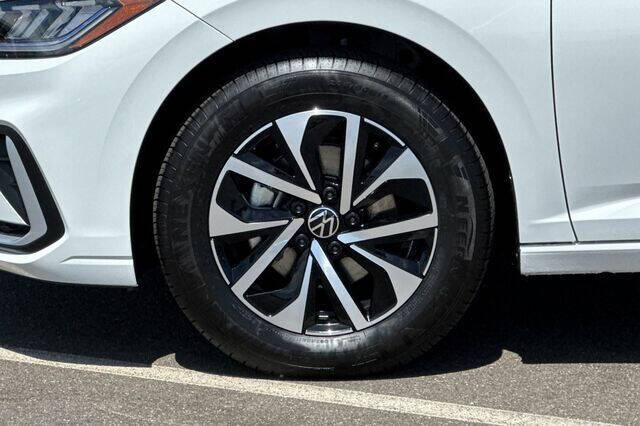 2025 Volkswagen Jetta S