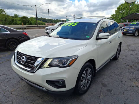 2019 Nissan Pathfinder SL