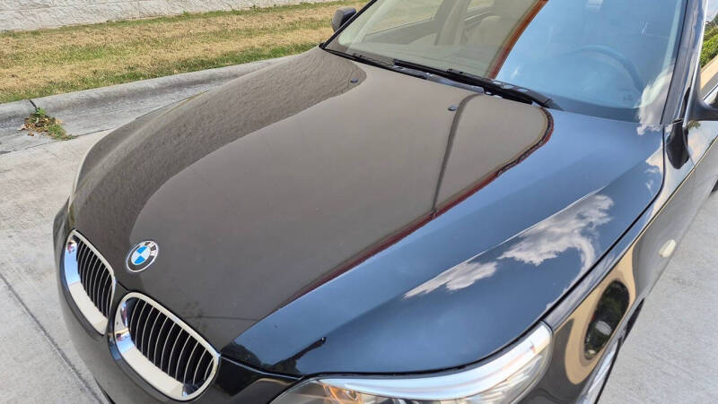 2010 BMW 5 Series 528i