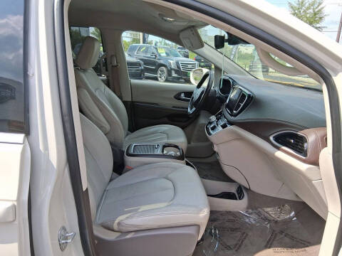 2021 Chrysler Pacifica Touring L