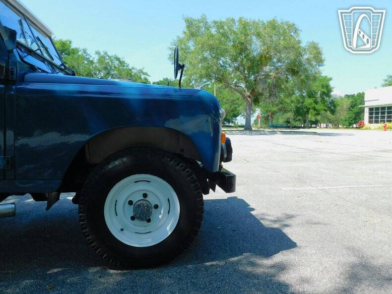 1972 Land Rover Santana