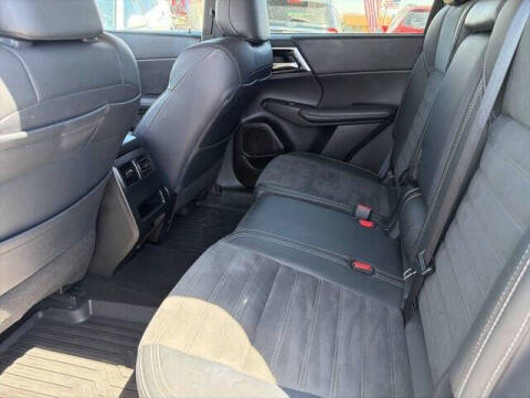 2024 Mitsubishi Outlander