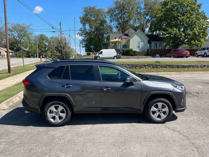2021 Toyota RAV4 XLE