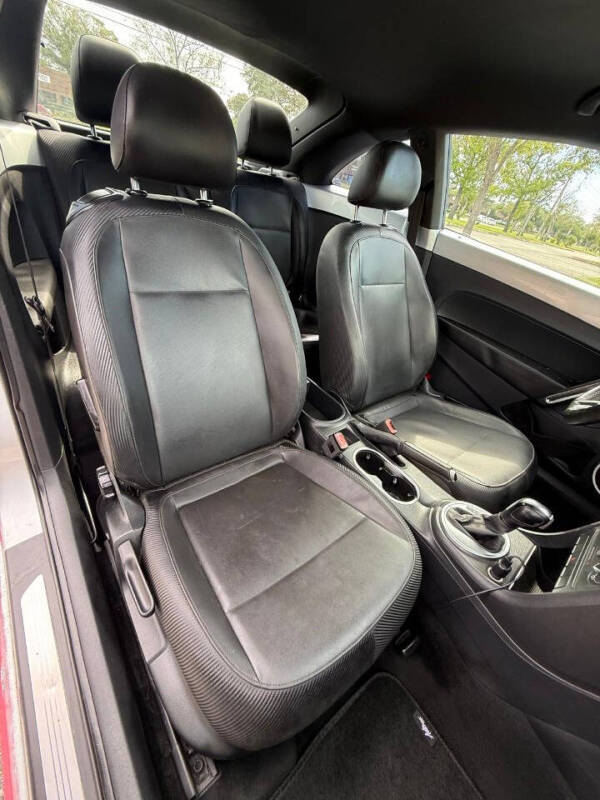 2012 Volkswagen Beetle 2.5L PZEV