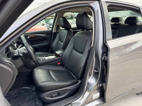 2018 Infiniti Q50 3.0T Luxe