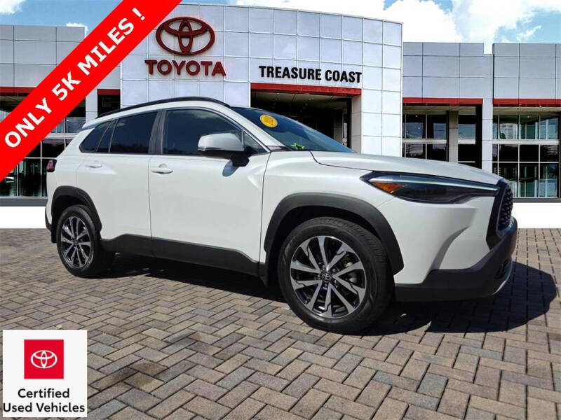 2024 Toyota Corolla Cross XLE