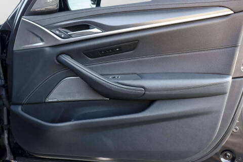 2021 BMW 5 Series M550i xDrive