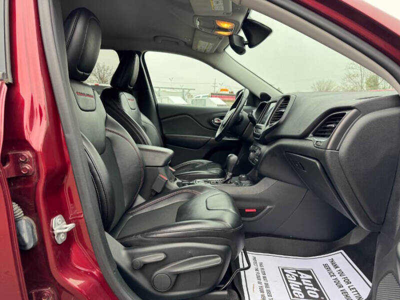 2019 Jeep Cherokee Trailhawk