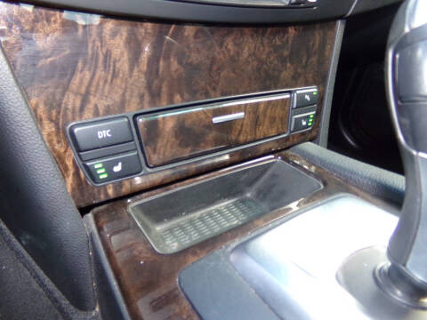 2009 BMW 5 Series 528i