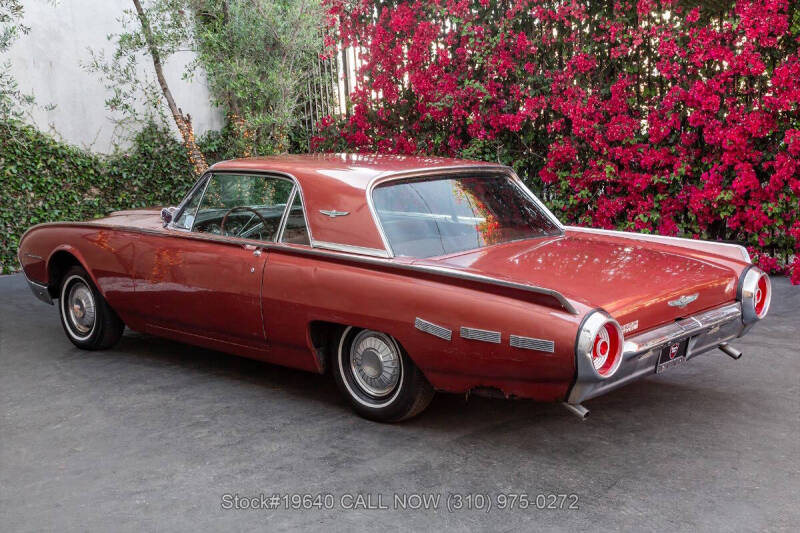 1962 Ford Thunderbird