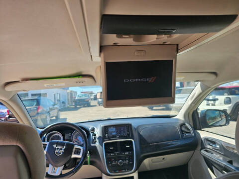 2011 Dodge Grand Caravan Crew