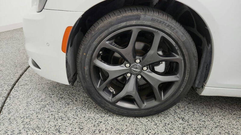 2023 Chrysler 300 S V6