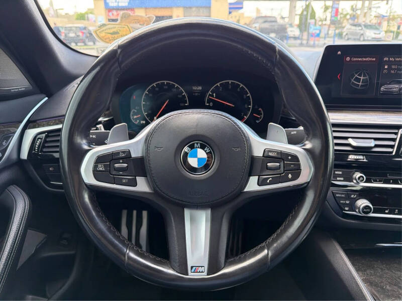 2019 BMW 5 Series 540i