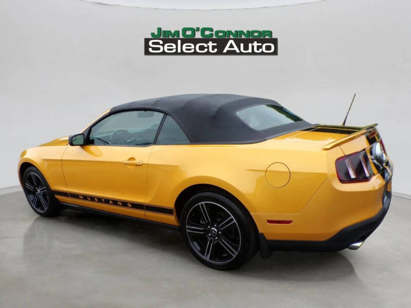 2012 Ford Mustang V6