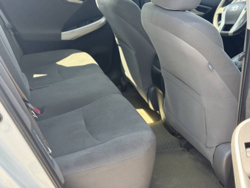 2013 Toyota Prius Plug-in Hybrid