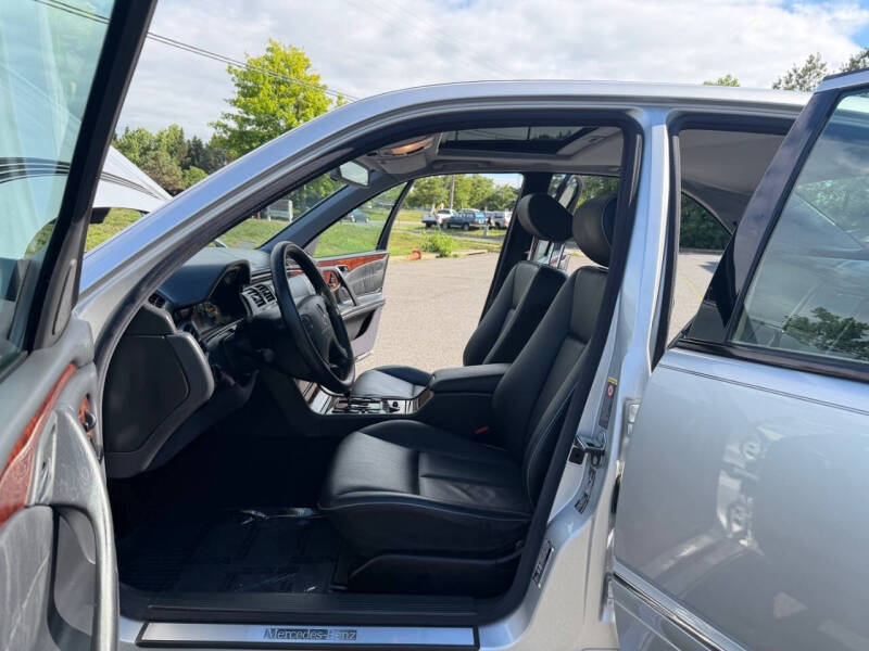 2002 Mercedes-Benz E-Class E 320