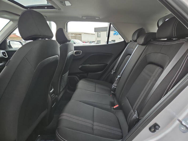 2025 Hyundai Venue SEL