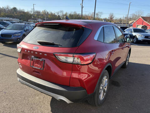 2021 Ford Escape SE