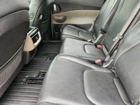 2025 Kia Carnival EX