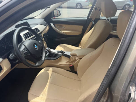 2017 BMW 3 Series 320i