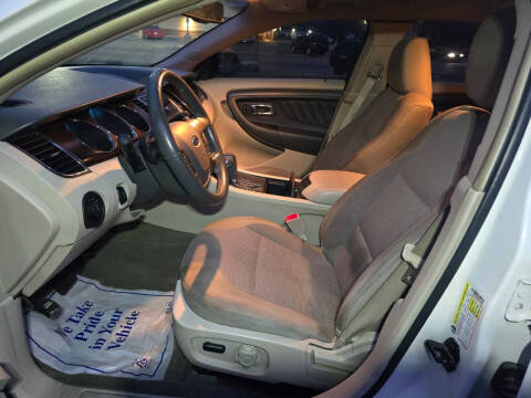 2010 Ford Taurus SEL