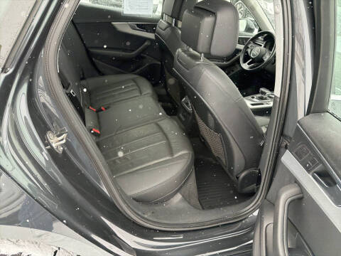 2017 Audi A4 2.0T quattro Premium Plus