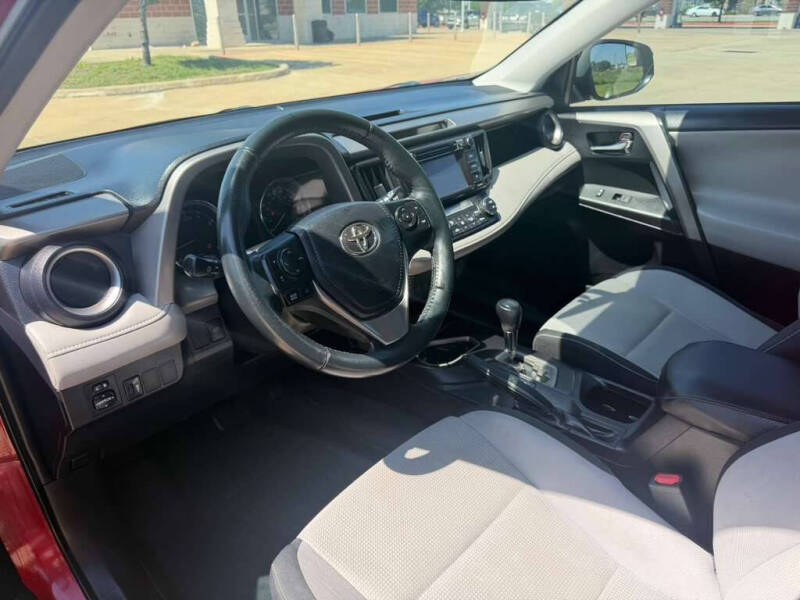 2016 Toyota RAV4 XLE
