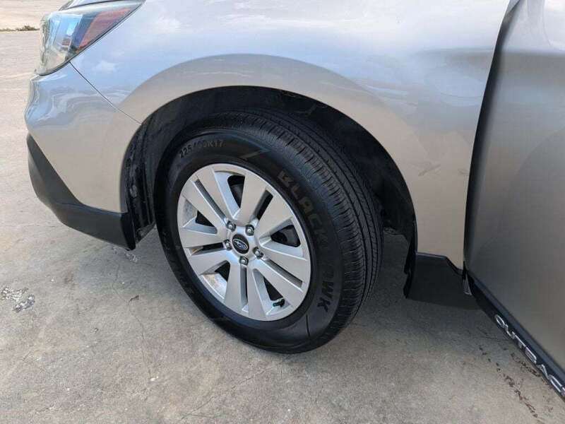 2018 Subaru Outback 2.5i Premium