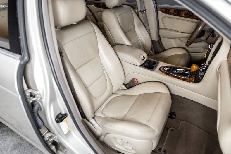 2006 Jaguar XJ-Series XJ8