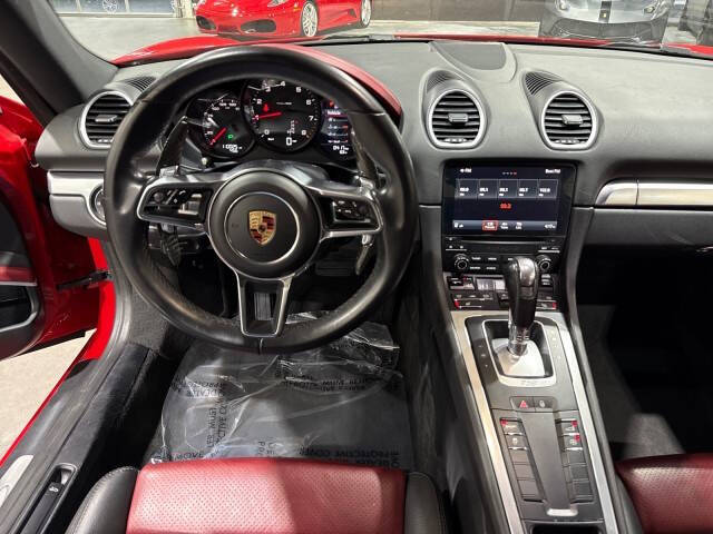 2017 Porsche 718 Cayman