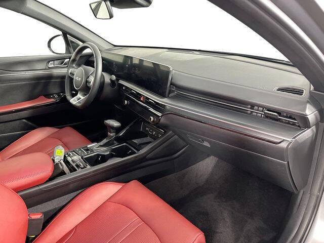 2025 Kia K5