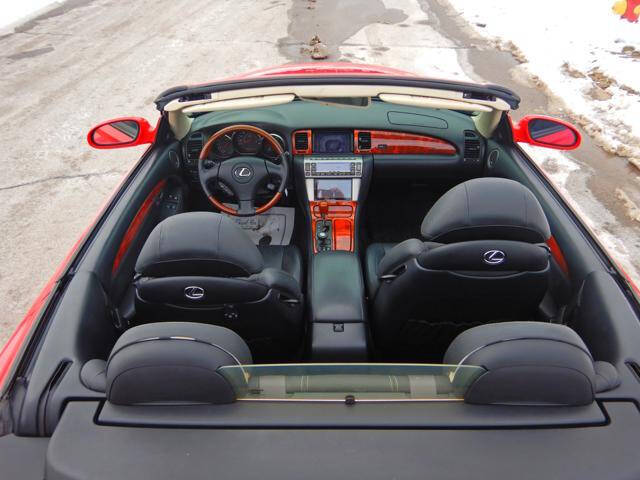 2004 Lexus SC 430