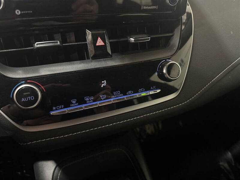 2021 Toyota Corolla Hatchback SE